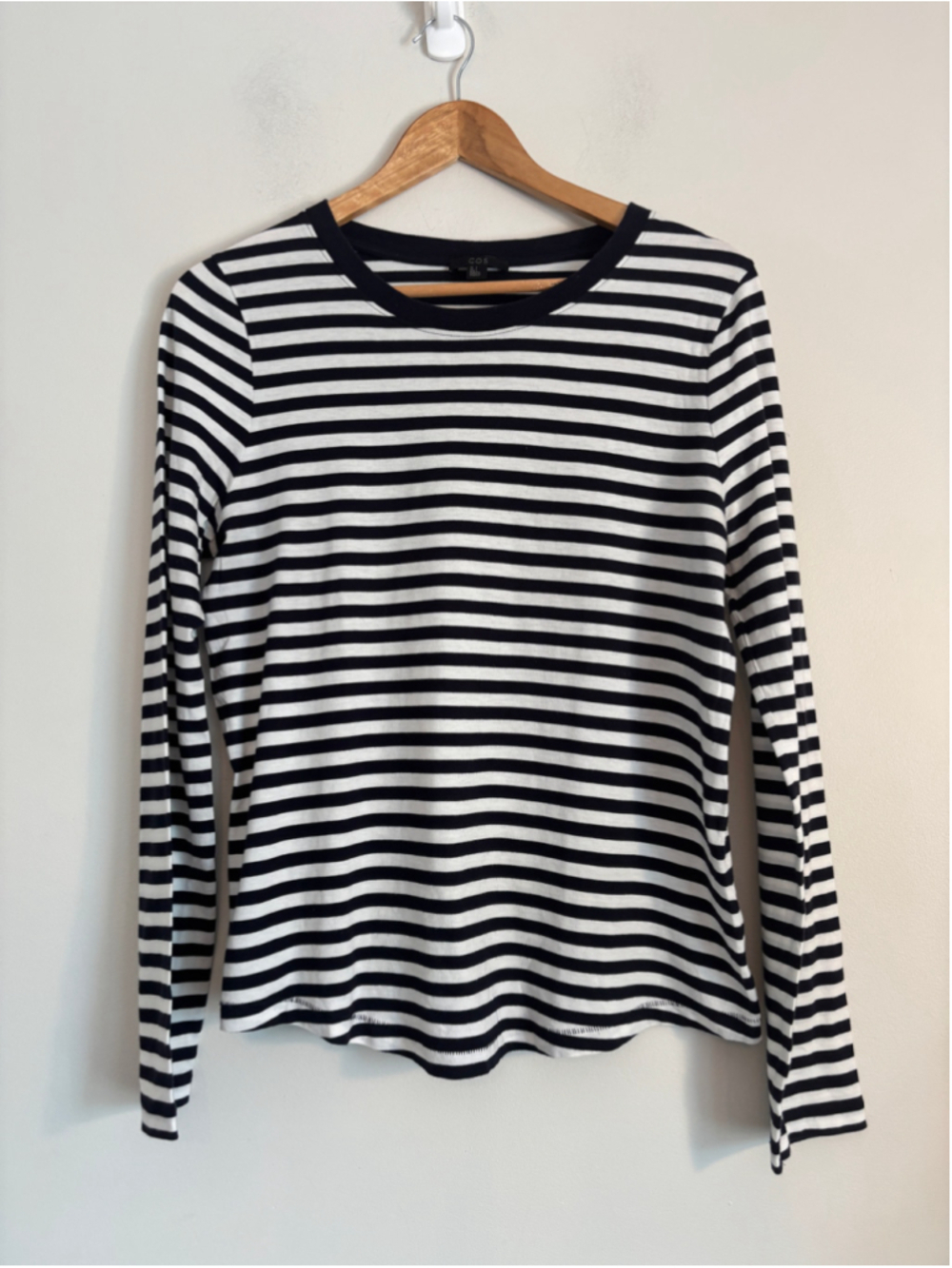 COS Long Sleeve Striped Tee Size S Navy and White Minimalist Preppy Nautical